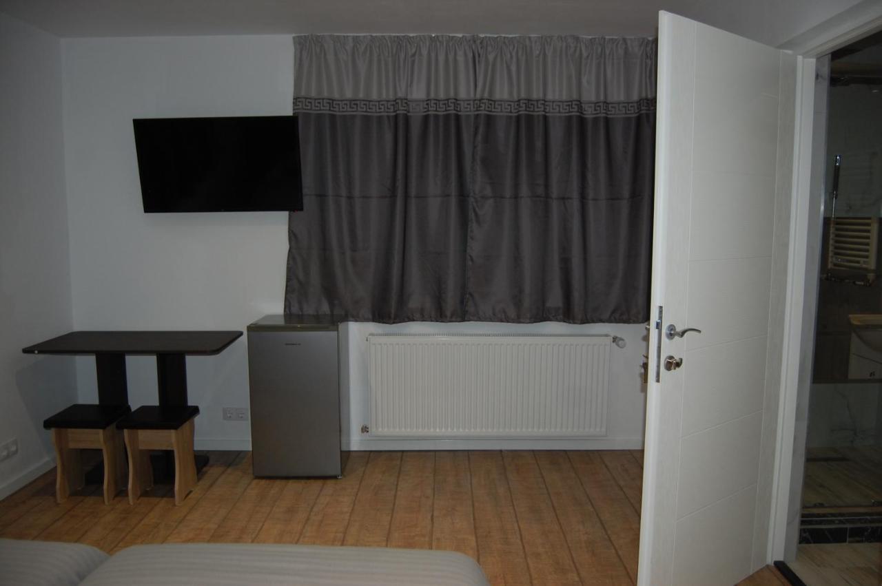 Vila Phoenix Călimăneşti Exteriér fotografie